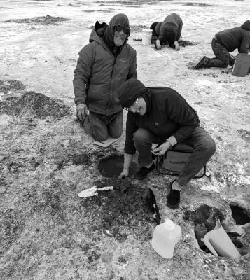 LOWRY AND Rebecca Blakeburn, Ponca City, enjoy digging for selenite crystals in the Salt Plains during the Wheeler Dealers April Campout.