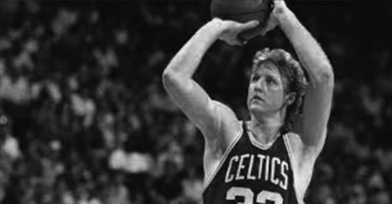 LARRY BIRD was one of the greatest basketball players to wear an NBA uniform. Most people concede that he was absolutely the best trash talker because he could back up his braggadocio.