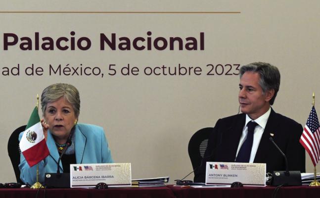 MEXICO’S FOREIGN Minister Alicia Barcena (left) speaks next to U.S. Secretary of State Antony Blinken during a U.S.- Mexico highlevel security dialogue at the National Palace in Mexico City on Oct. 5, 2023. (Rodrigo Arangua/AFP/Getty Images/TNS)