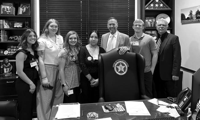 NOC students, faculty, and staff attended Oklahoma Promise Day visiting with Rep. Ken Luttrell on April 11. Photo provided.