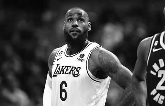 The Los Angeles Lakers’ LeBron James (6) on the court against the Indiana Pacers at Gainbridge Fieldhouse on Thursday, Feb. 2, 2023, in Indianapolis. (Andy Lyons/Getty Images/TNS)