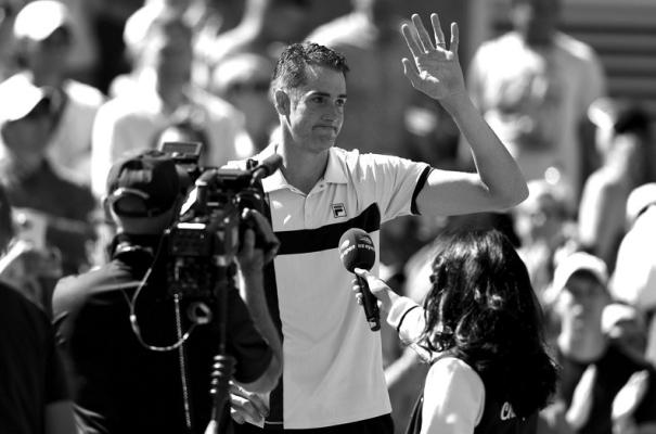 JOHN ISNER waves to the crowd after a final career match loss against Michael Mmoh in the second round of the U.S. Open at the USTA Billie Jean King National Tennis Center at USTA Billie Jean King National Tennis Center on Thursday, Aug. 31, 2023, in New York. (Al Bello/Getty Images/TNS)