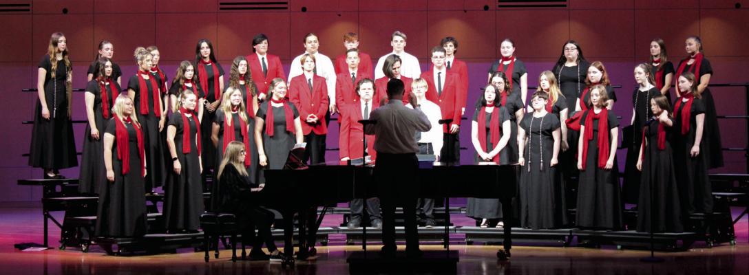Robert E. Moore Tradition of Excellence Scholarship presented at Po-Hi Chorale