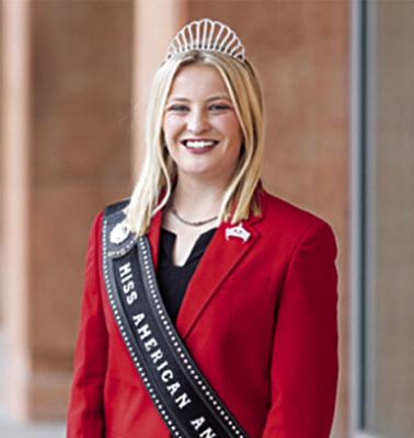 Kelsey Theis, Leavenworth, Kansas, was crowned Miss American Angus at the 2022 Angus Convention in Salt Lake City, Utah. (American Angus Association)