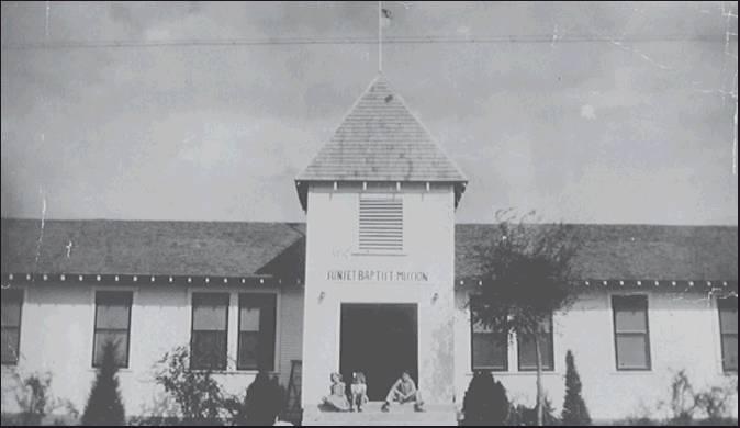 SUNSET BAPTIST Church pictured in 1941.