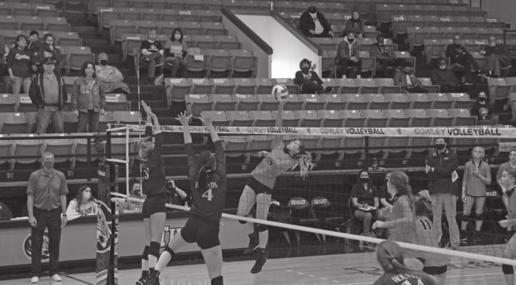 Fort Scott sweeps Lady Tiger volleyball team; Cowley knocks off Kansas Wesleyan JV