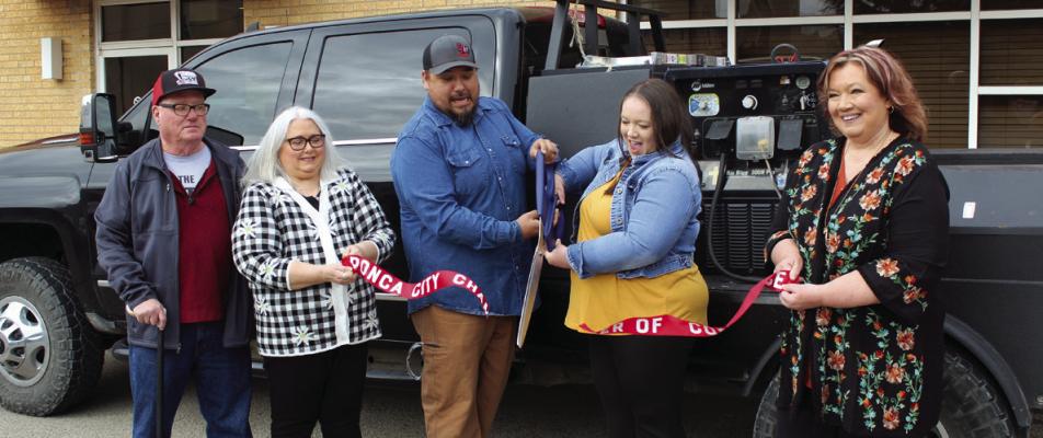 The Ponca City Chamber of Commerce held a ribbon cutting ceremony at their office for IF Welding and Inspection, LLC. Pictured from left to right are Hank McNeese, Sandy McNeese, Ian Freeman, Lindsay Freeman, and Denise Roehl. Not pictured is Ron Roehl. (Photo by Calley Lamar)